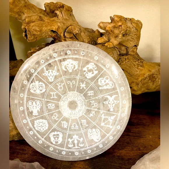 Selenite Astrology Charging Plate - Picture 2 of 3